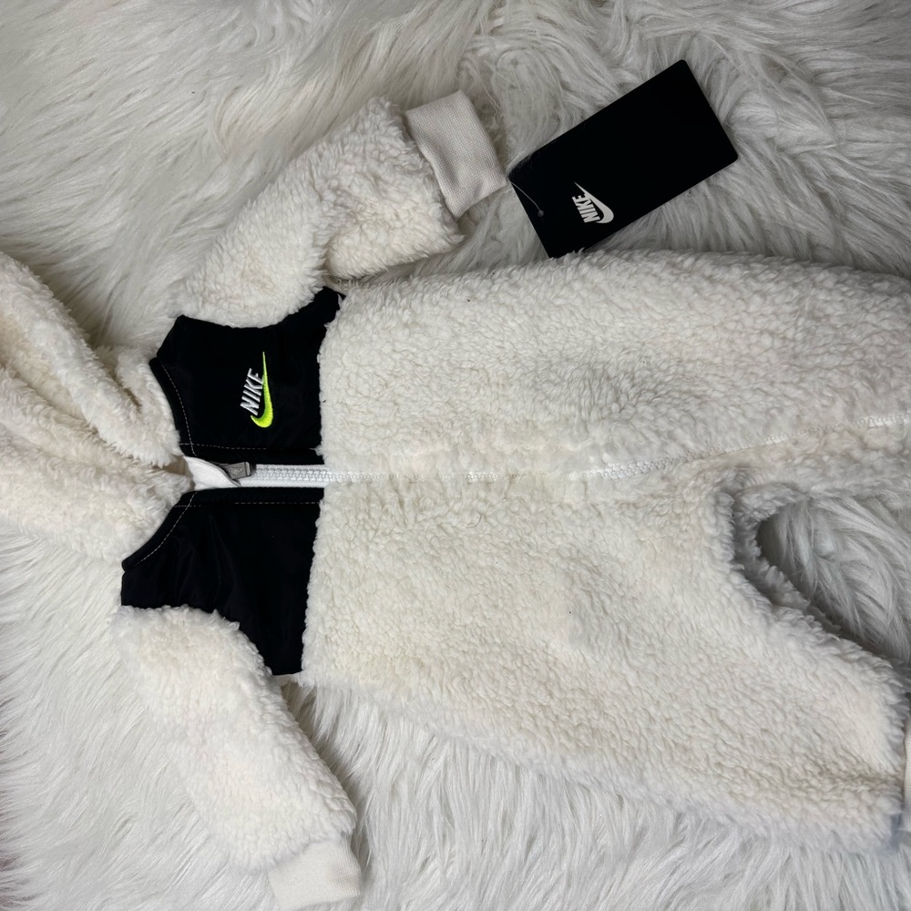 Nike Kids Sherpa Hooded Suit - Black and White